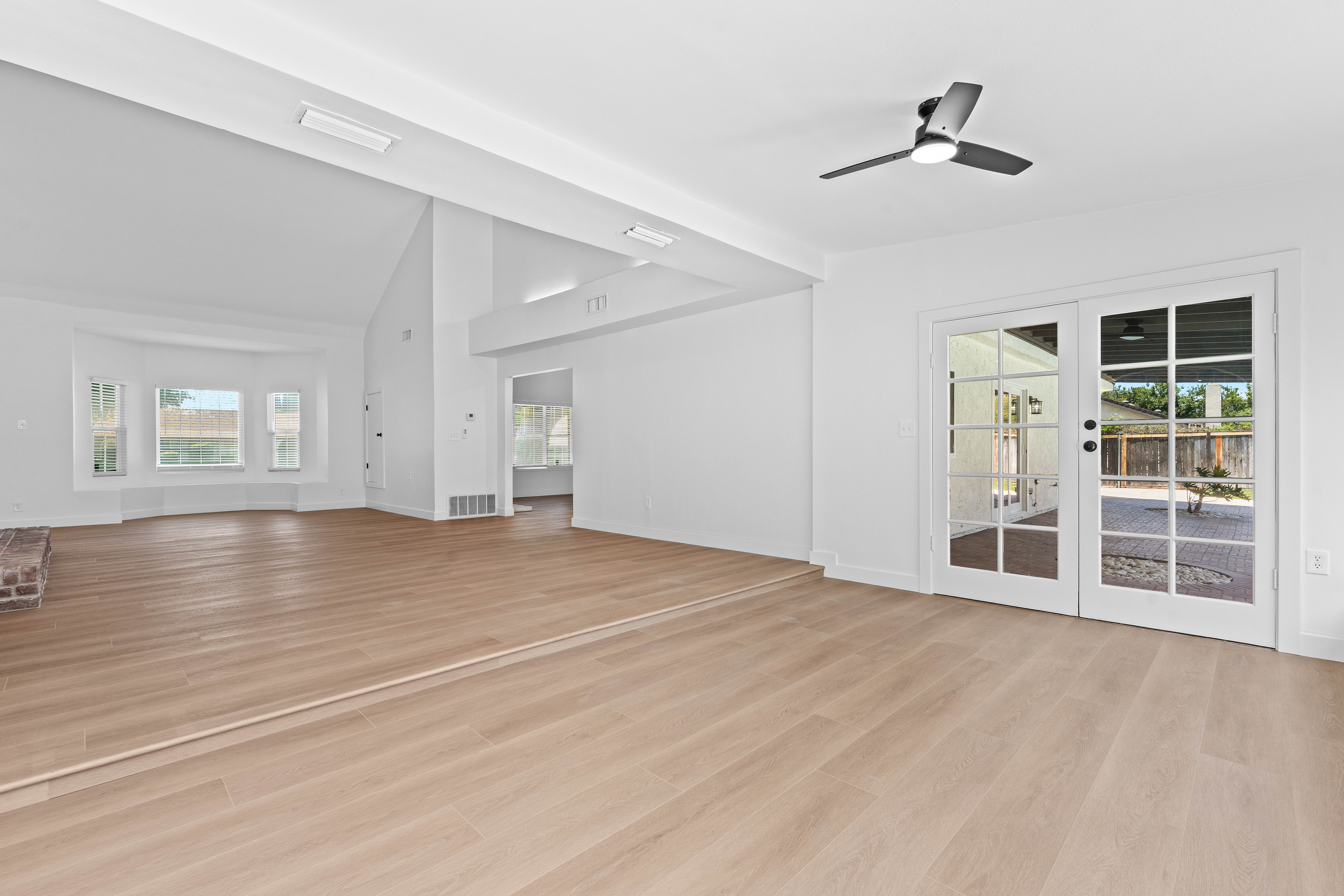  2463 Falling Oak Drive, Riverside, CA 92506 - 物件實景