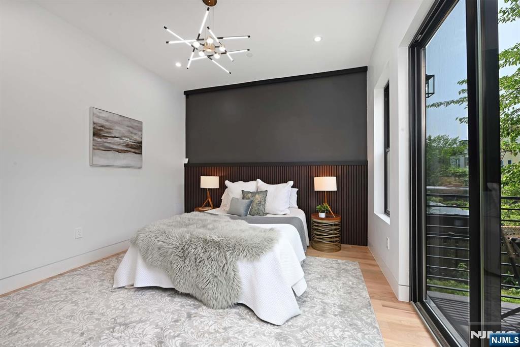 Jersey City, New Jersey, 07305, United States, 3 Bedrooms Bedrooms, ,2 BathroomsBathrooms,Residential,For Sale,1907522