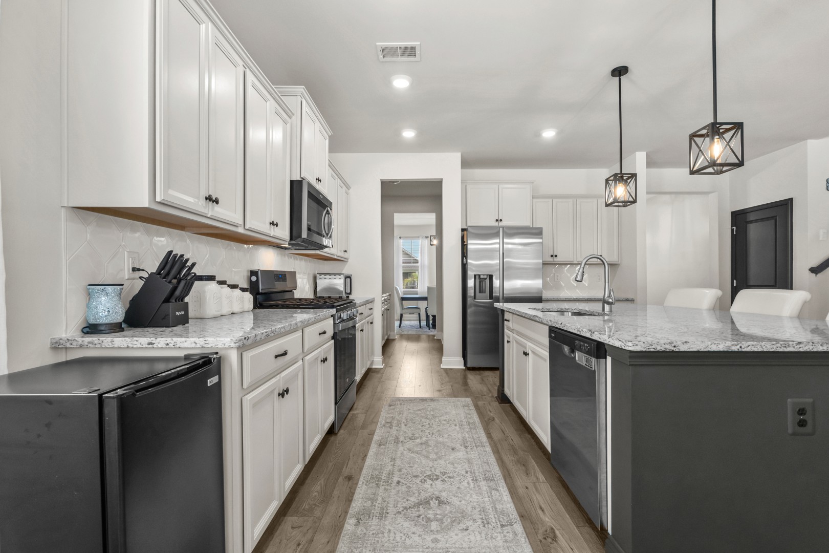 Myrtle Beach, South Carolina, 29588, United States, 4 Bedrooms Bedrooms, ,3 BathroomsBathrooms,Residential,For Sale,1982138