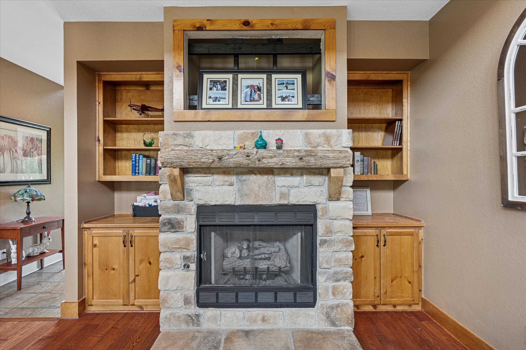 Midlothian, Texas, 76065, United States, 3 Bedrooms Bedrooms, ,4 BathroomsBathrooms,Residential,For Sale,1793428