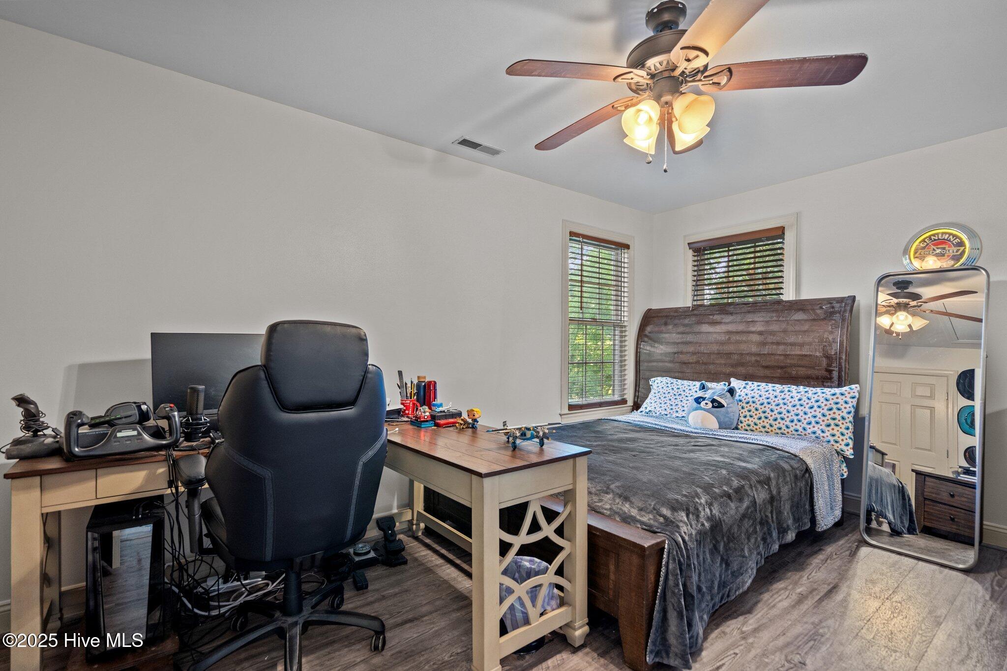 Wallace, North Carolina, 28466, United States, 4 Bedrooms Bedrooms, ,4 BathroomsBathrooms,Residential,For Sale,1982430