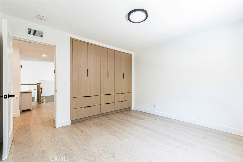 Glendale, California, 91206, United States, 4 Bedrooms Bedrooms, ,3 BathroomsBathrooms,Residential,For Sale,1940917
