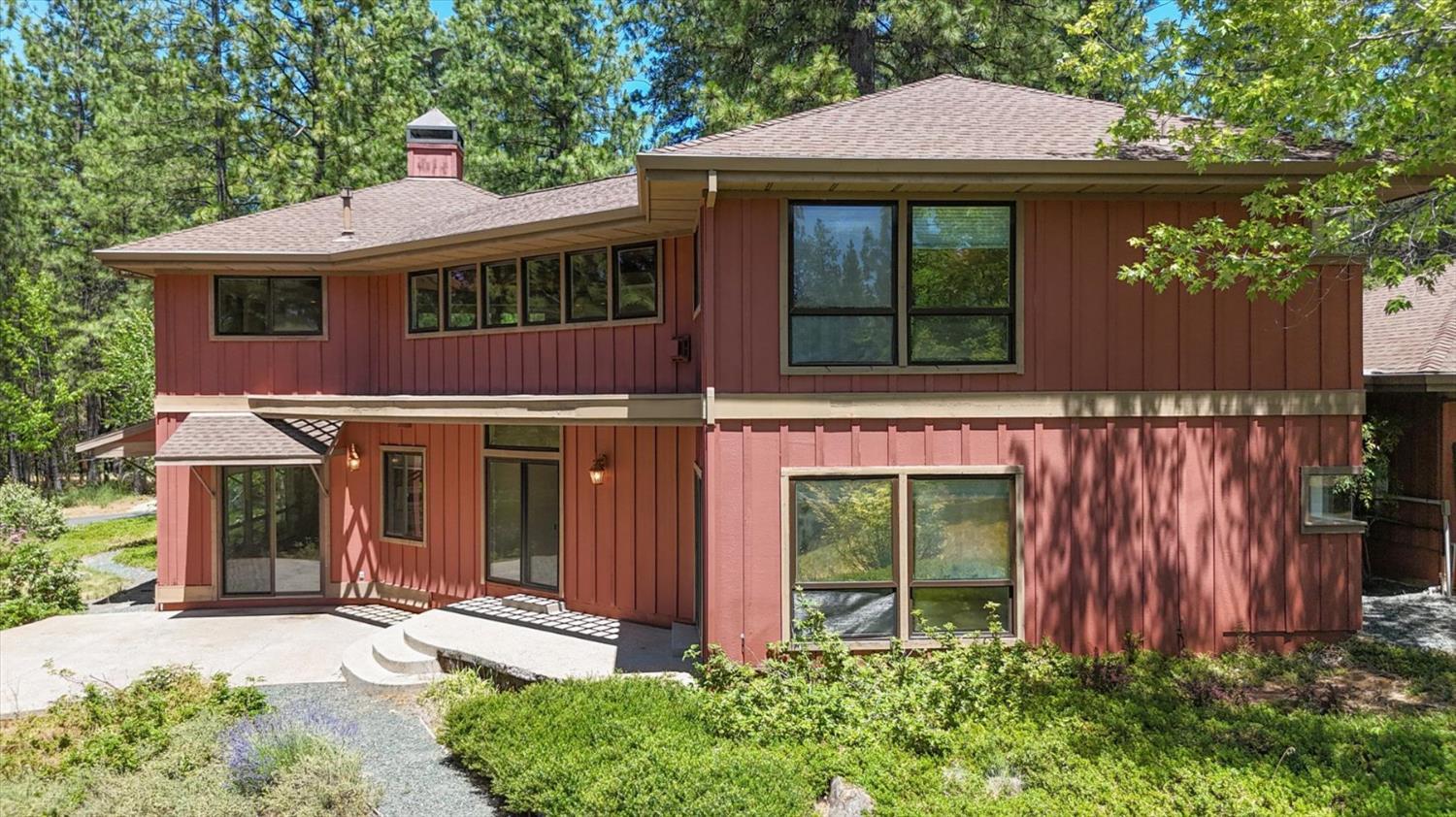 Nevada City, California, 95959, United States, 3 Bedrooms Bedrooms, ,3 BathroomsBathrooms,Residential,For Sale,1928446