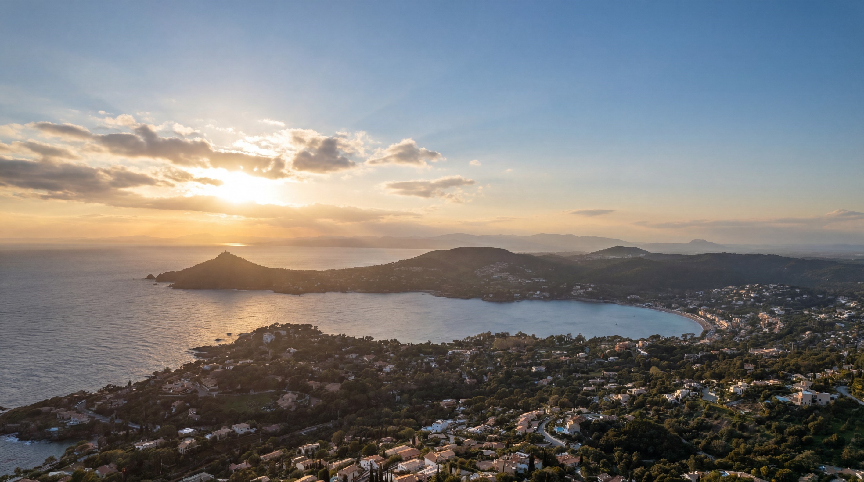  Saint-Raphaël Agay property panoramic sea view land 3100 sqm infinity pool 5 su… - 物件實景