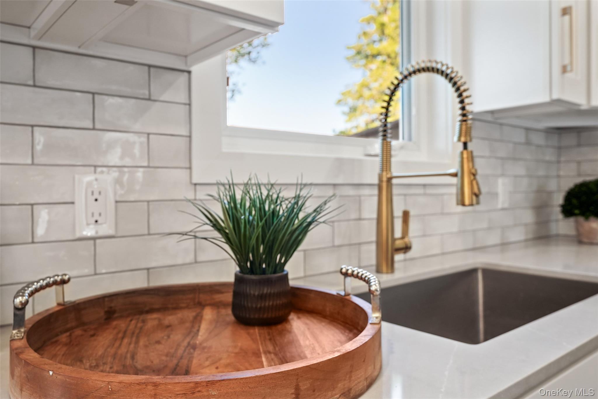 Mount Kisco, New York, 10549, United States, 3 Bedrooms Bedrooms, ,2 BathroomsBathrooms,Residential,For Sale,1942302