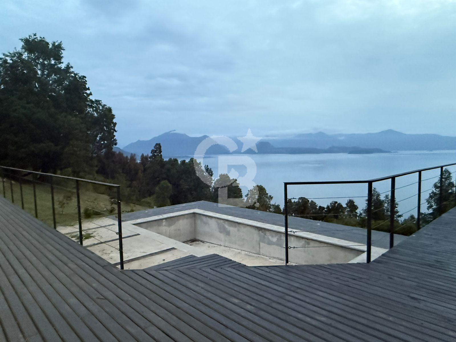 Futrono, Chile, 5 Bedrooms Bedrooms, ,5 BathroomsBathrooms,Residential,For Sale,1999094