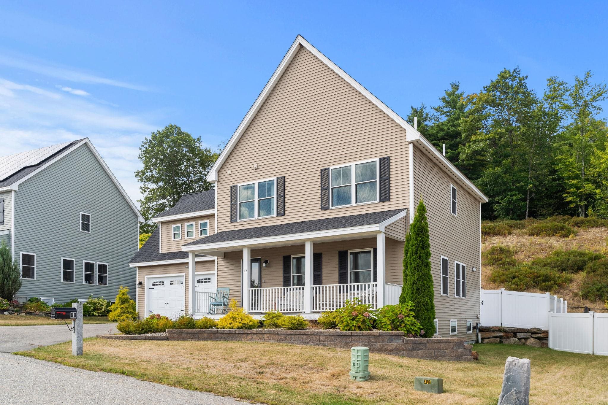 Rochester, New Hampshire, 03867, United States, 3 Bedrooms Bedrooms, ,3 BathroomsBathrooms,Residential,For Sale,1942265