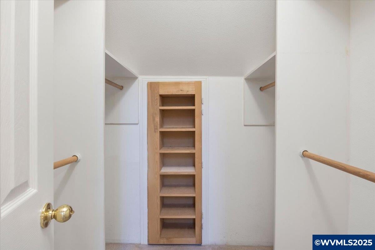 Lebanon, Oregon, 97355, United States, 3 Bedrooms Bedrooms, ,2 BathroomsBathrooms,Residential,For Sale,1991965