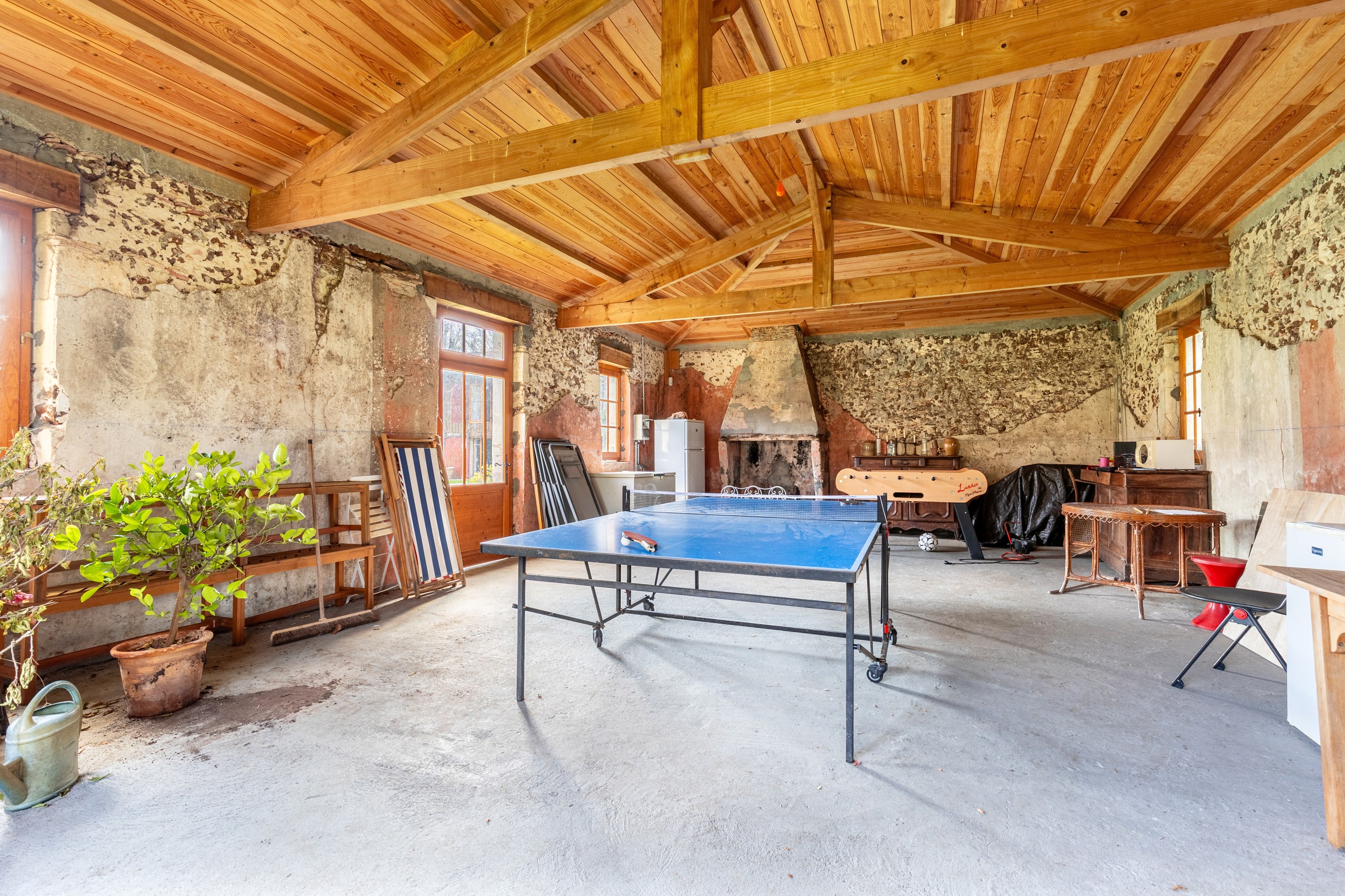  ARÈS – FOREST ESTATE WITH SWIMMING POOL SET ON 7 HECTARES - 物件實景