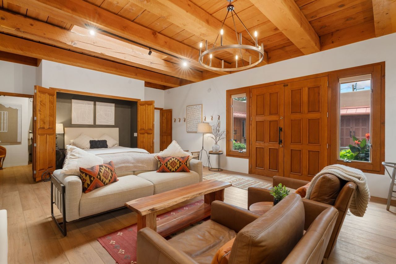 Santa Fe, New Mexico, 87501, United States, ,1 BathroomBathrooms,Residential,For Sale,1926126