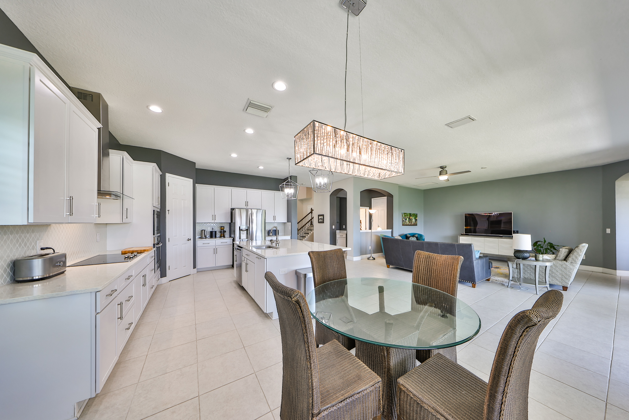 Riverview, Florida, 33579, United States, 5 Bedrooms Bedrooms, ,5 BathroomsBathrooms,Residential,For Sale,1944782