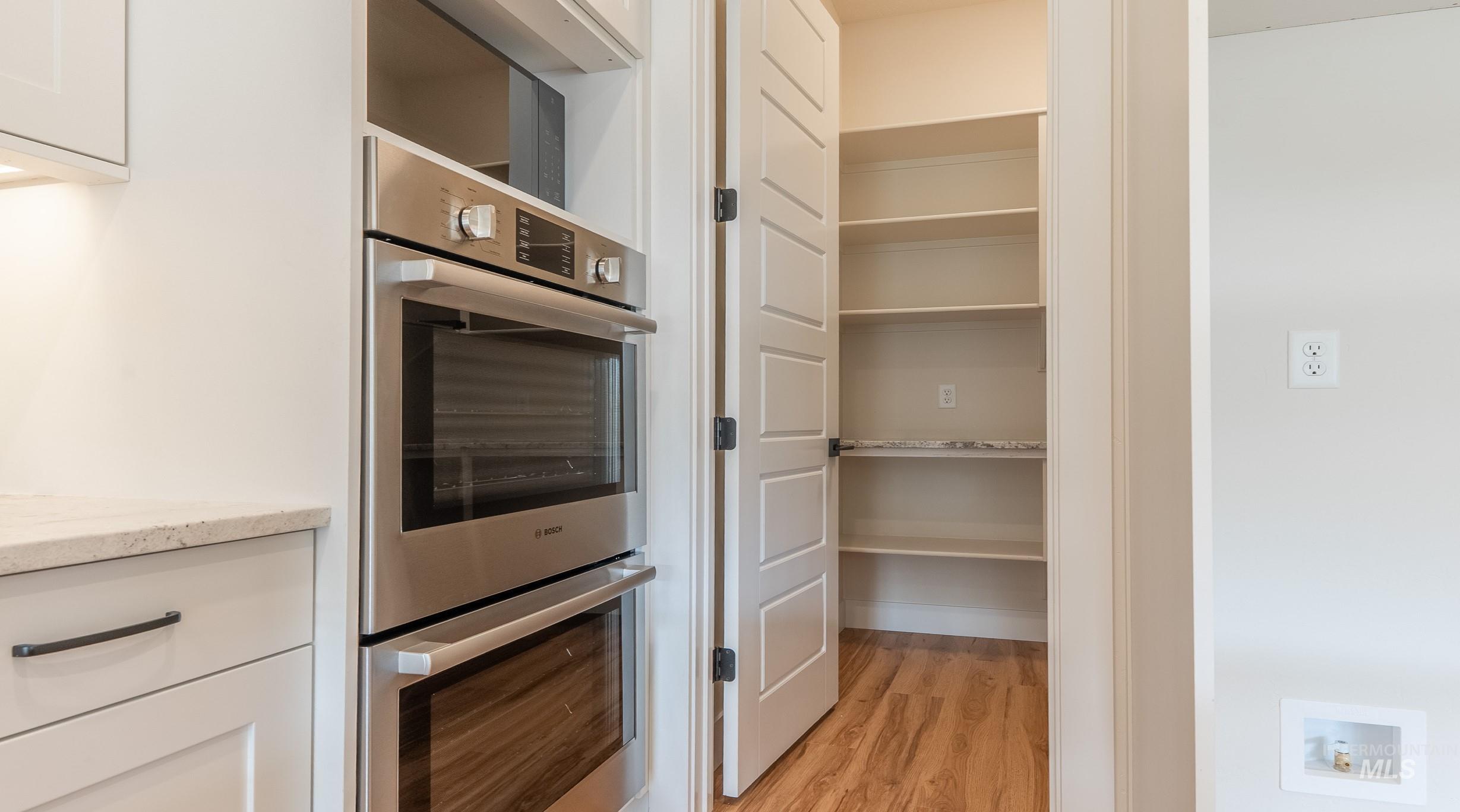 Nampa, Idaho, 83686, United States, 3 Bedrooms Bedrooms, ,Residential,For Sale,1932360