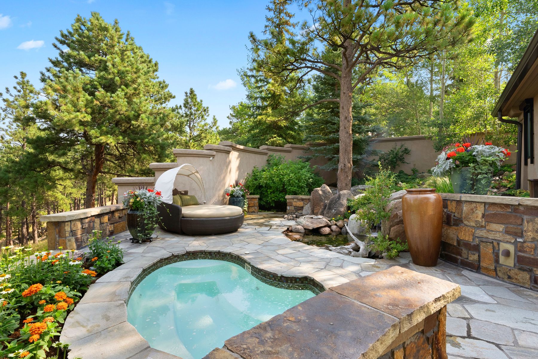  Premium Location with Unobstructed Front Range Views - 物件實景