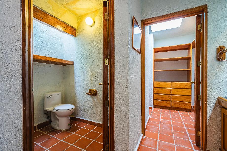 Querétaro, Querétaro, 76100, Mexico, 3 Bedrooms Bedrooms, ,3 BathroomsBathrooms,Residential,For Sale,1965428