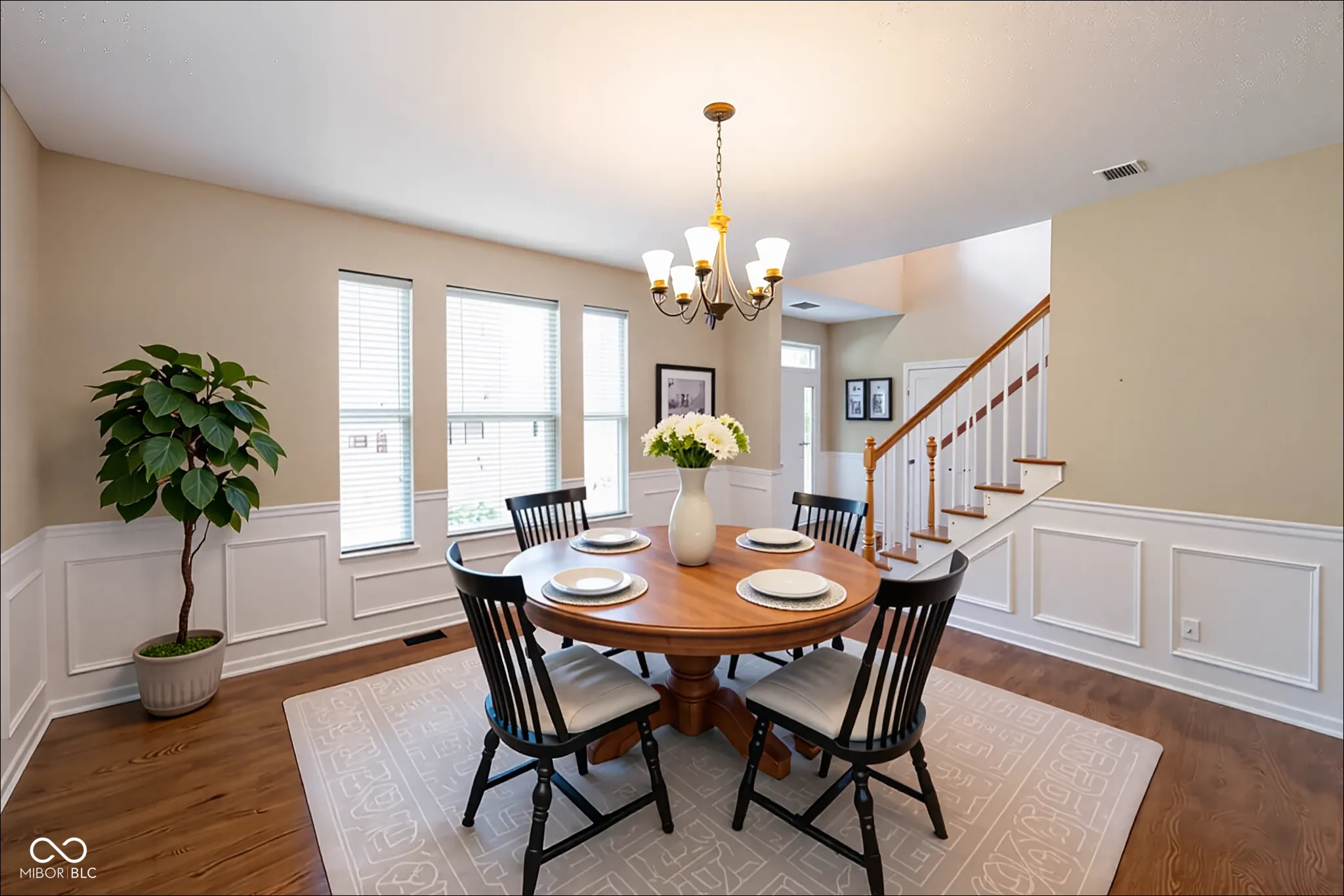 Carmel, Indiana, 46033, United States, 4 Bedrooms Bedrooms, ,4 BathroomsBathrooms,Residential,For Sale,1975371