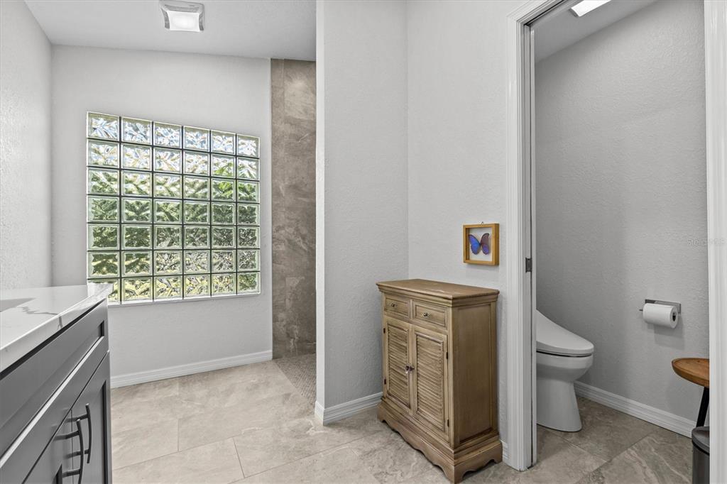 Tarpon Springs, Florida, 34689, United States, 3 Bedrooms Bedrooms, ,2 BathroomsBathrooms,Residential,For Sale,1941814