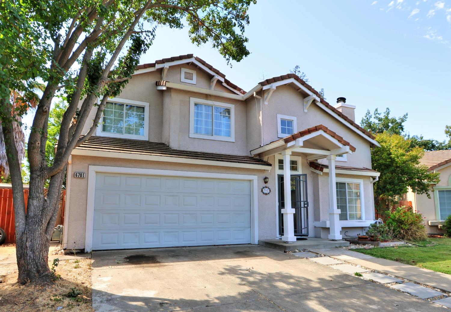 Elk Grove, California, 95758, United States, 3 Bedrooms Bedrooms, ,3 BathroomsBathrooms,Residential,For Sale,1918495