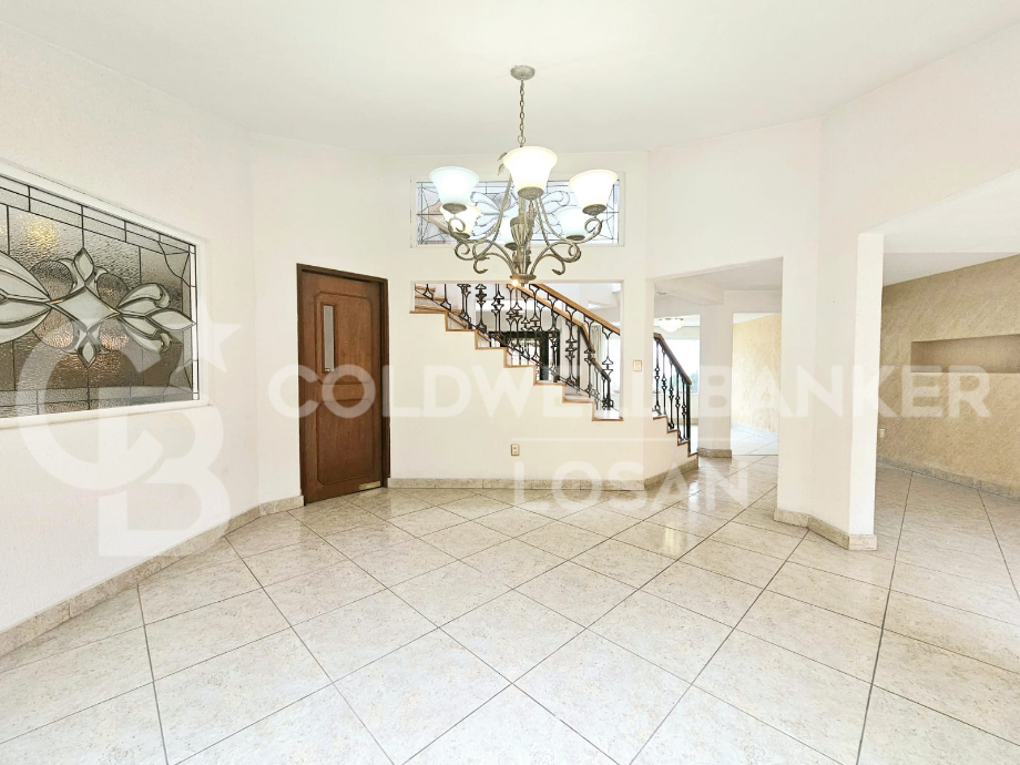 Naucalpan de Juárez, Estado de méxico, 53100, Mexico, 3 Bedrooms Bedrooms, ,4 BathroomsBathrooms,Residential,For Sale,1687508