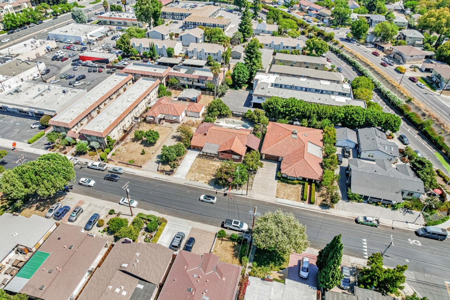 Santa Clara, California, 95051, United States, 3 Bedrooms Bedrooms, ,3 BathroomsBathrooms,Residential,For Sale,1941607