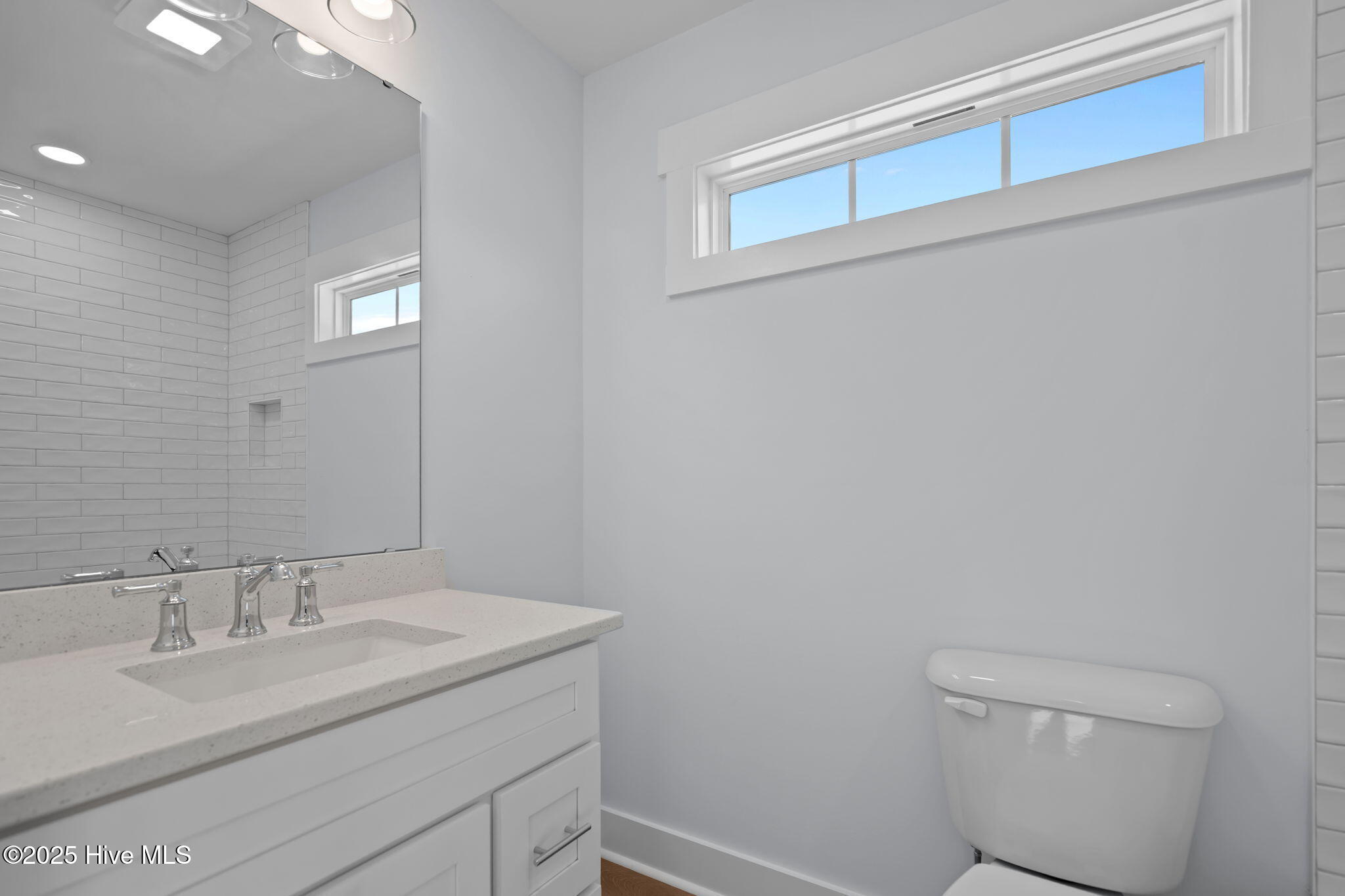 Wilmington, North Carolina, 28412, United States, 4 Bedrooms Bedrooms, ,3 BathroomsBathrooms,Residential,For Sale,1995132