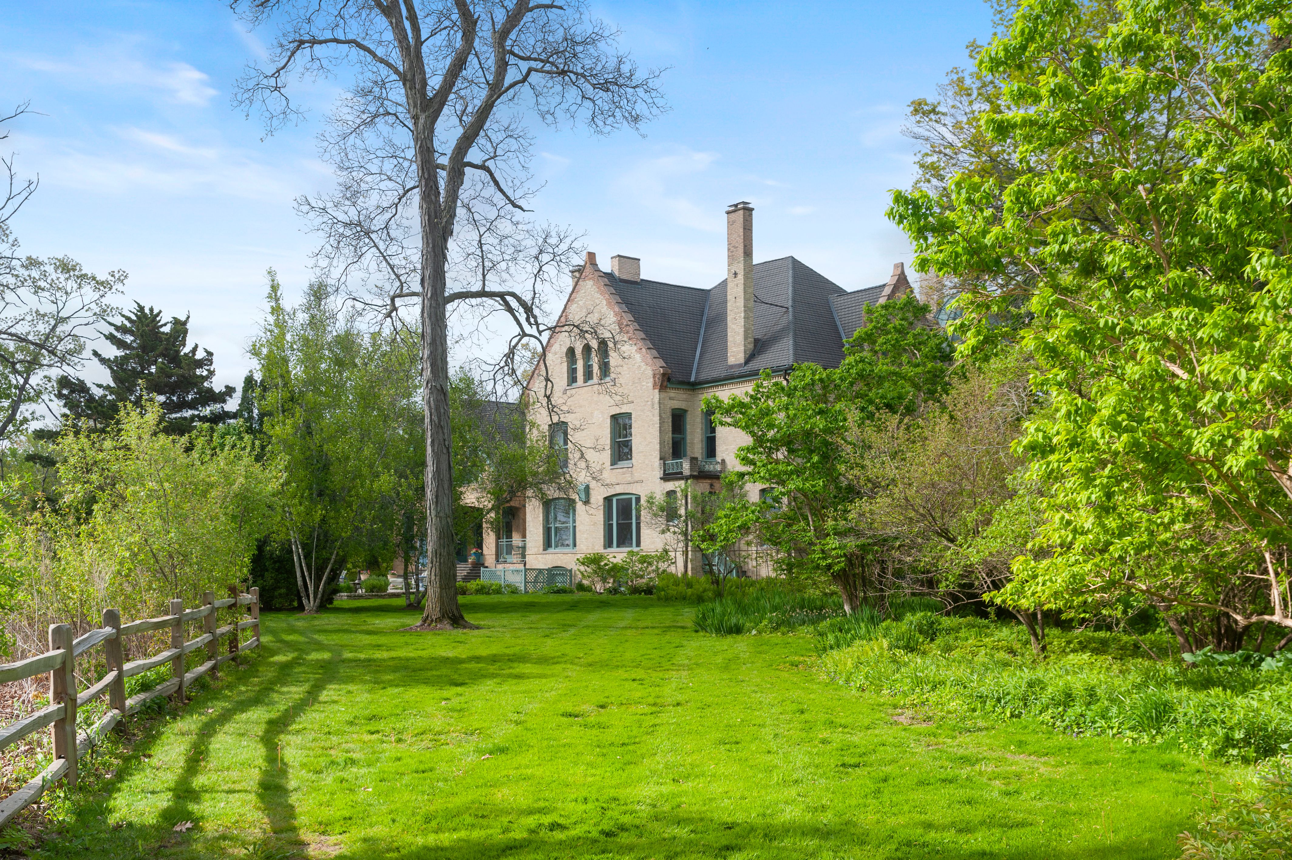  Historic Queen Anne Mansion Overlooking Lake Michigan - 物件實景