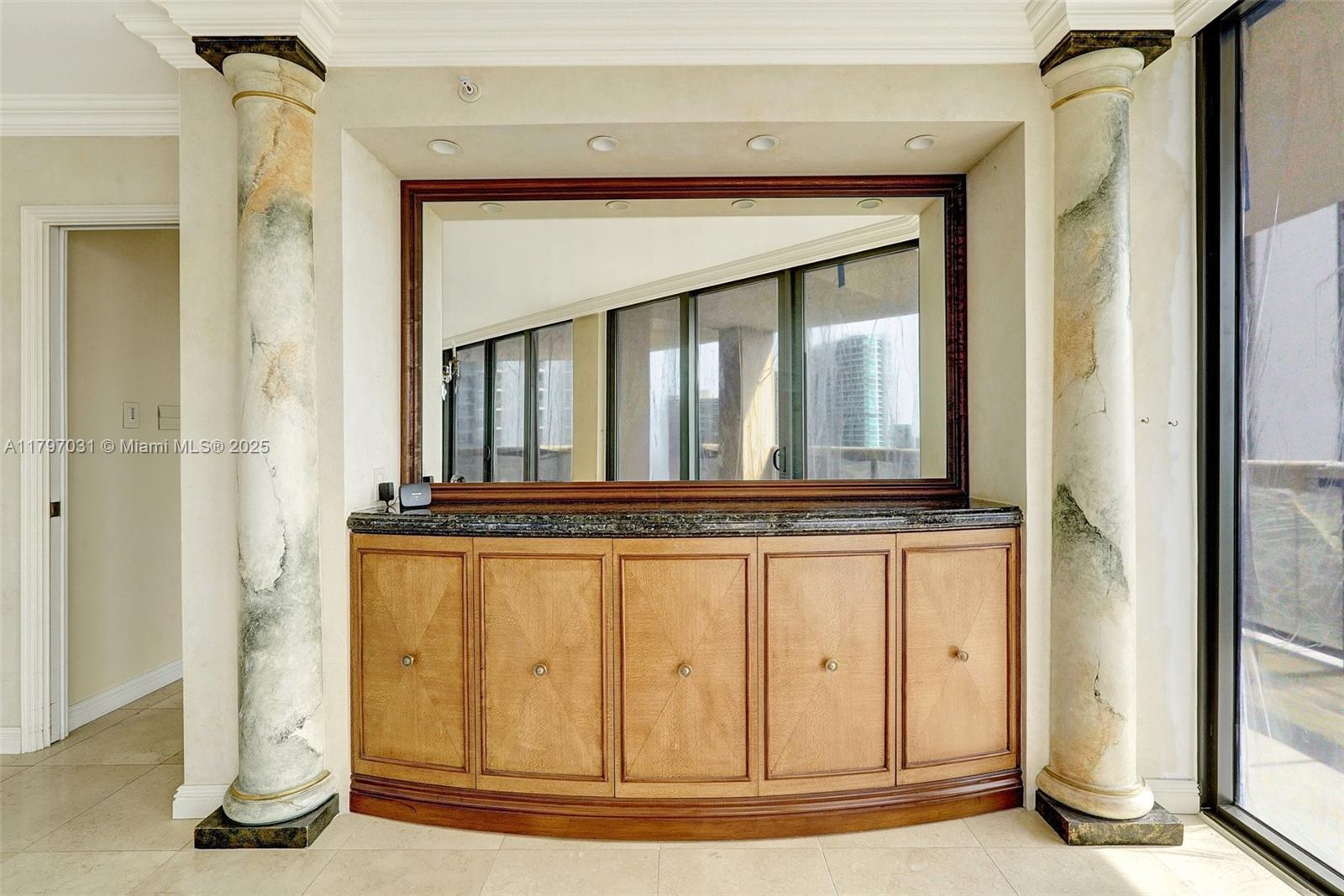 Aventura, Florida, 33180, United States, 4 Bedrooms Bedrooms, ,5 BathroomsBathrooms,Residential,For Sale,1796989