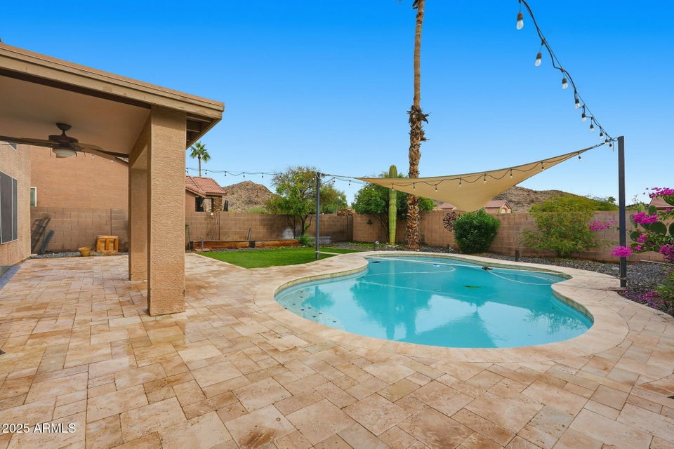 Phoenix, Arizona, 85048, United States, 4 Bedrooms Bedrooms, ,3 BathroomsBathrooms,Residential,For Sale,2009259