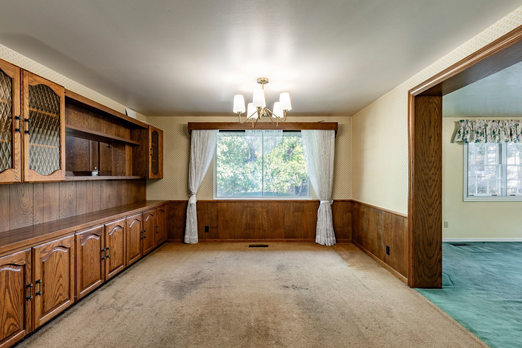  Solid Millcreek Home with Huge Workshop - 物件實景
