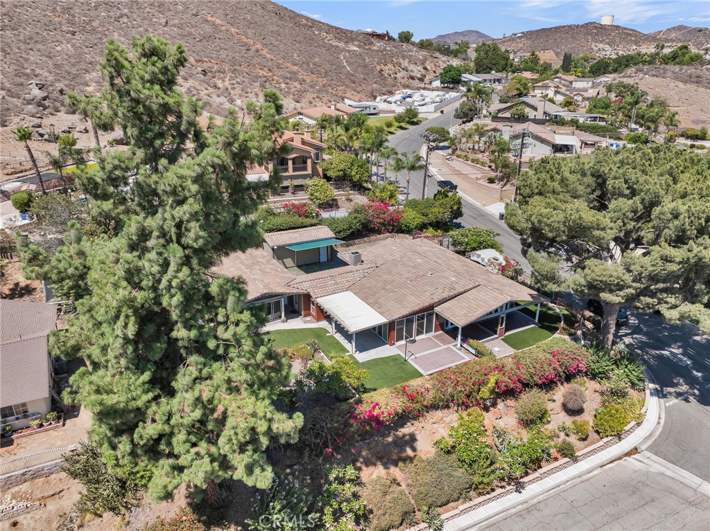 Jurupa Valley, California, 92509, United States, 3 Bedrooms Bedrooms, ,2 BathroomsBathrooms,Residential,For Sale,1939964
