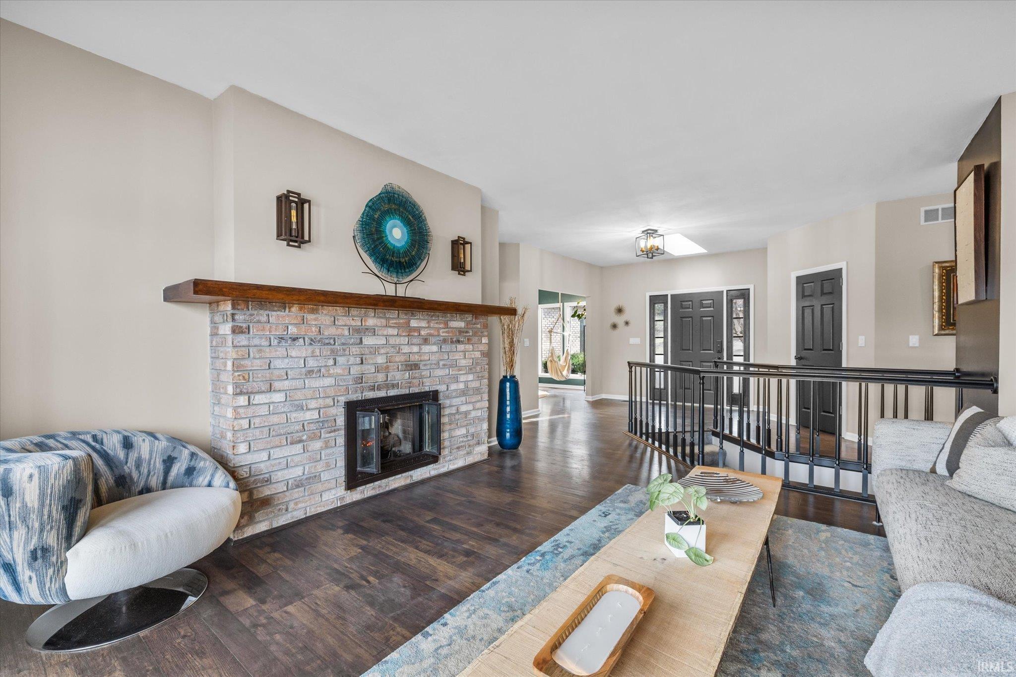 Bloomington, Indiana, 47401, United States, 5 Bedrooms Bedrooms, ,4 BathroomsBathrooms,Residential,For Sale,1924485