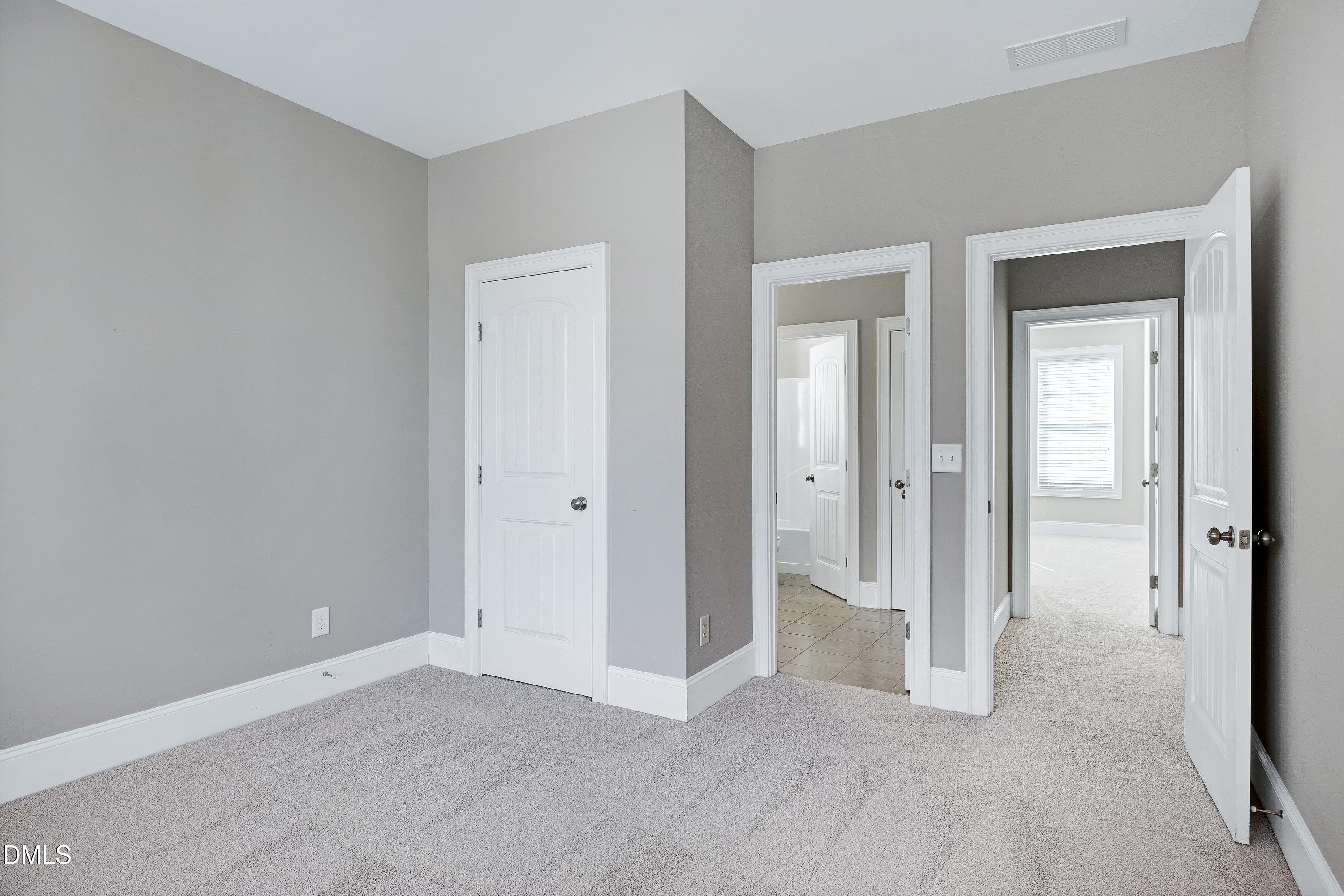 Apex, North Carolina, 27539, United States, 5 Bedrooms Bedrooms, ,5 BathroomsBathrooms,Residential,For Sale,2003181