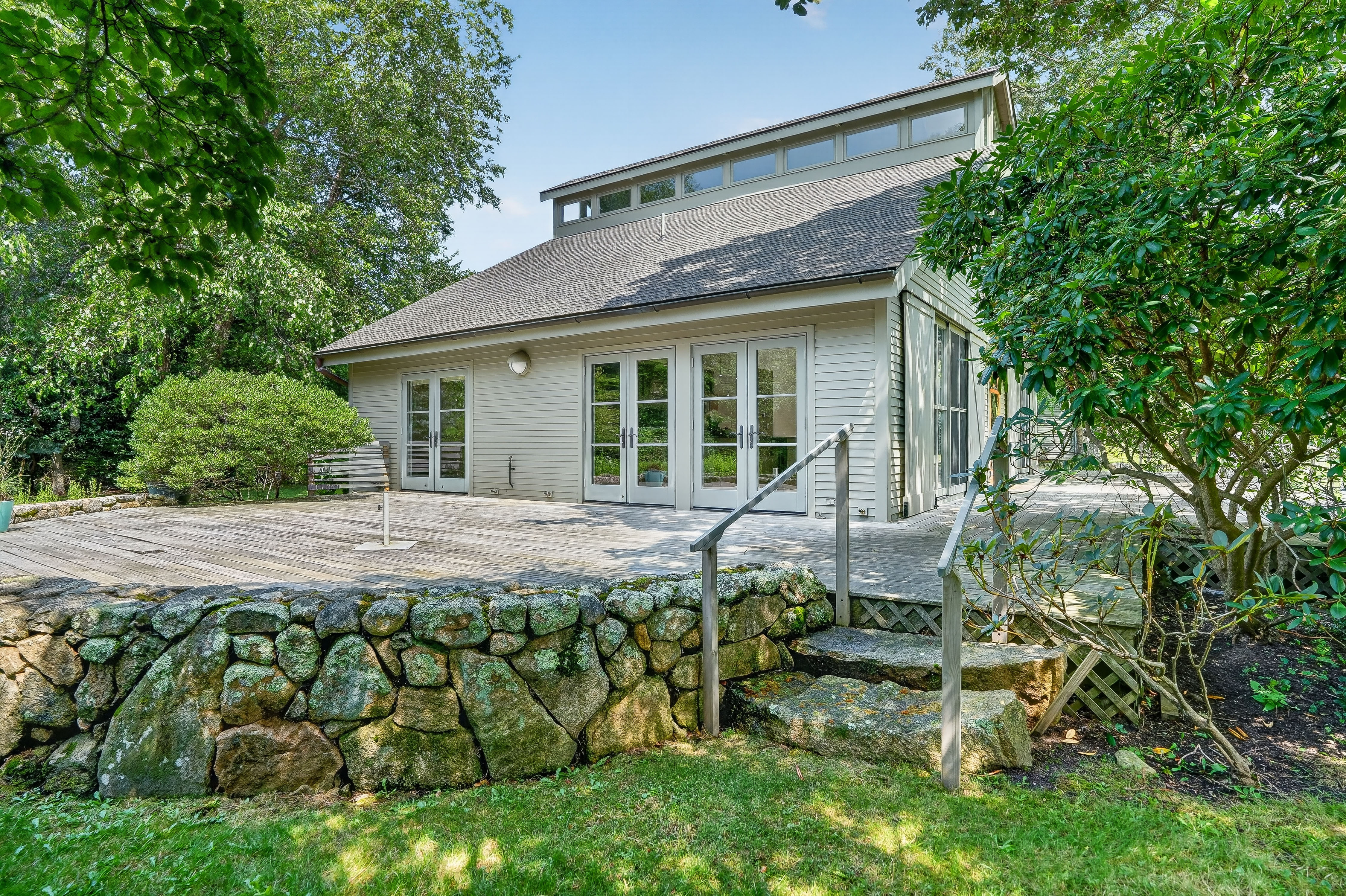  Enchanting Artist-Designed House, Studio and Pool on 2.9 Acres - 物件實景