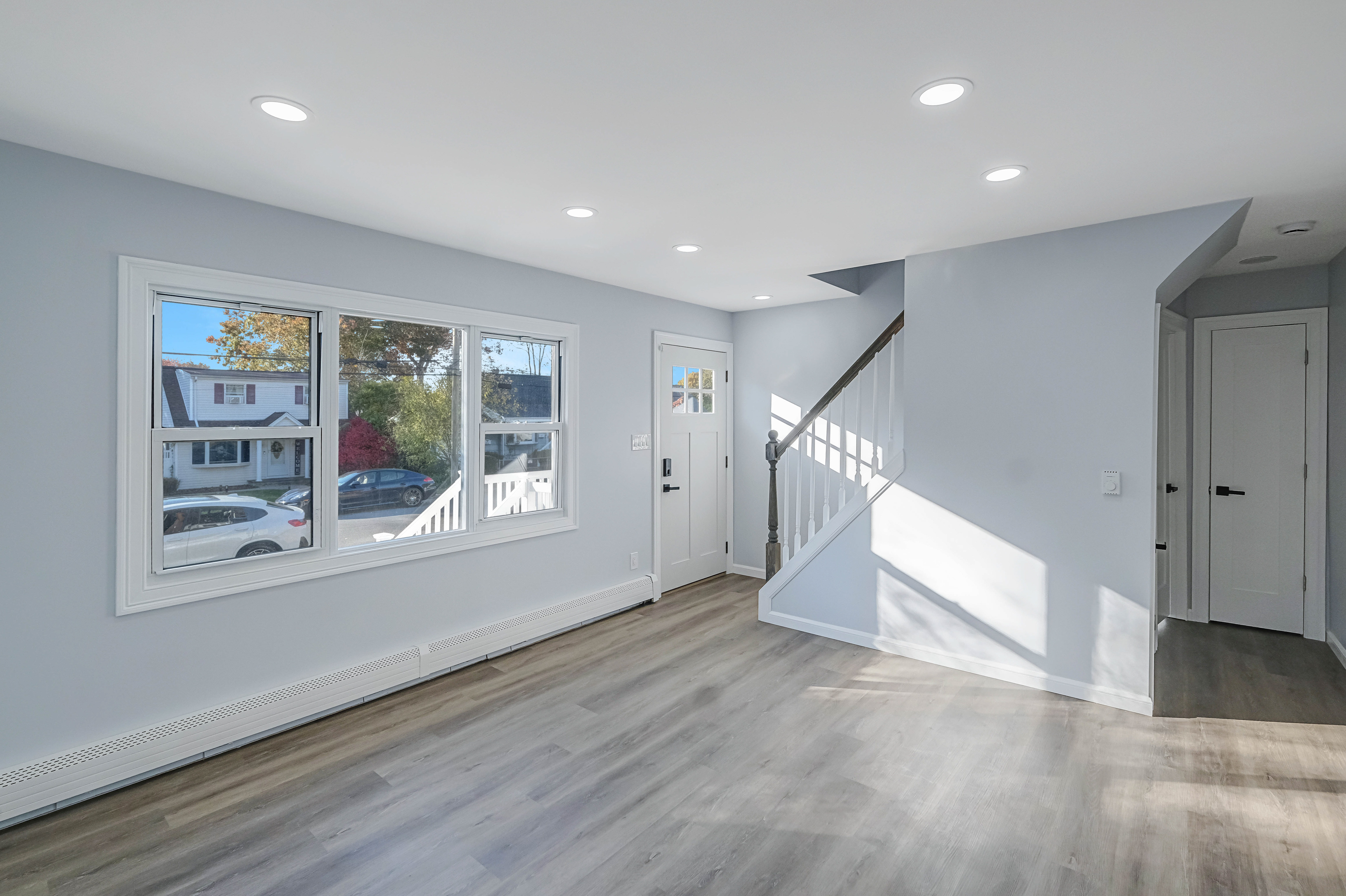 Copiague, New York, 11726, United States, 5 Bedrooms Bedrooms, ,2 BathroomsBathrooms,Residential,For Sale,1923423
