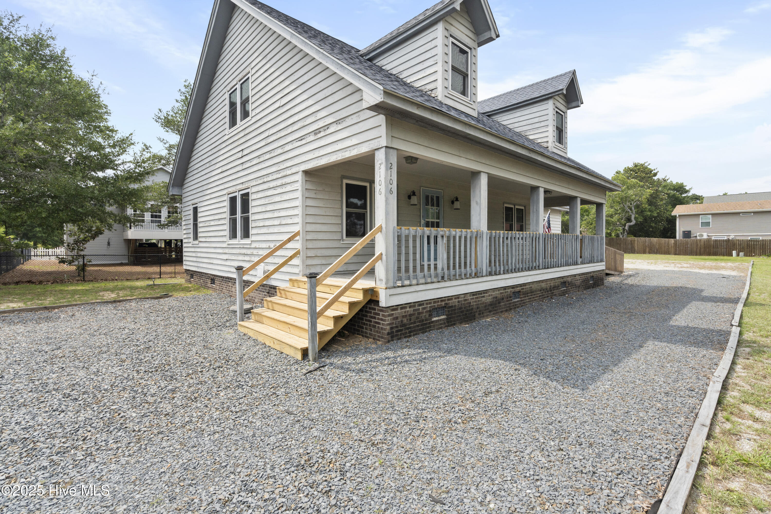 Oak Island, North Carolina, 28465, United States, 3 Bedrooms Bedrooms, ,2 BathroomsBathrooms,Residential,For Sale,1877293