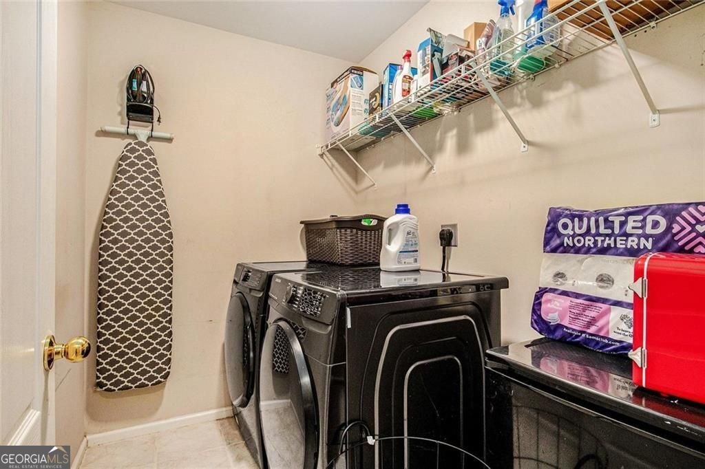 Buford, Georgia, 30519, United States, 4 Bedrooms Bedrooms, ,4 BathroomsBathrooms,Residential,For Sale,1985825