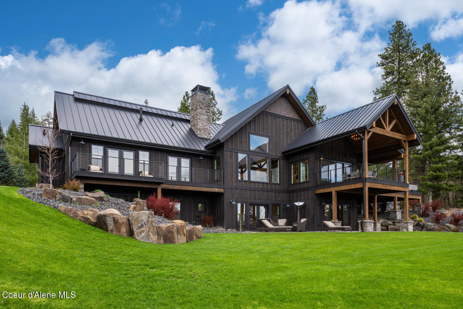 Coeur d'Alene, Idaho, 83814, United States, 4 Bedrooms Bedrooms, ,4 BathroomsBathrooms,Residential,For Sale,2044765