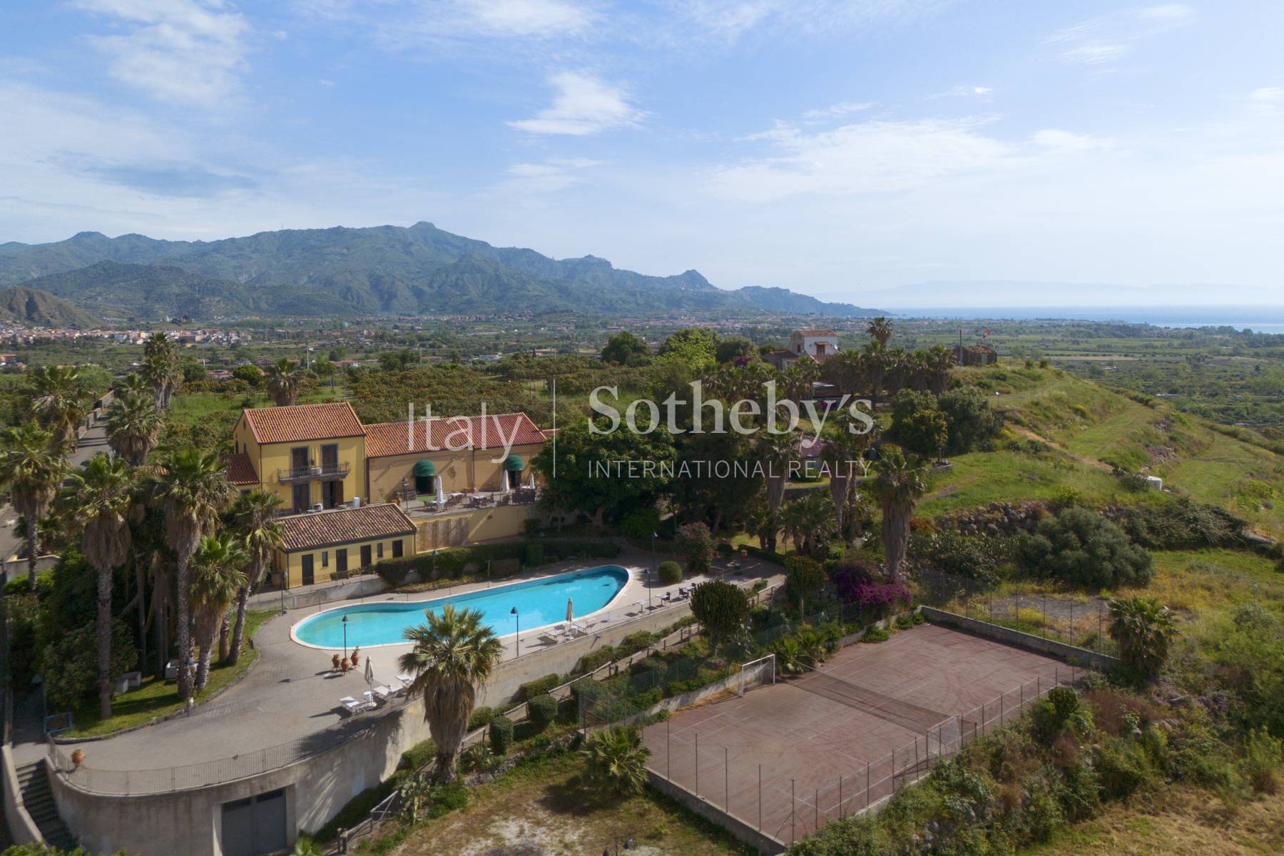  Prestigious property nestled between Mount Etna and the sea - 物件實景
