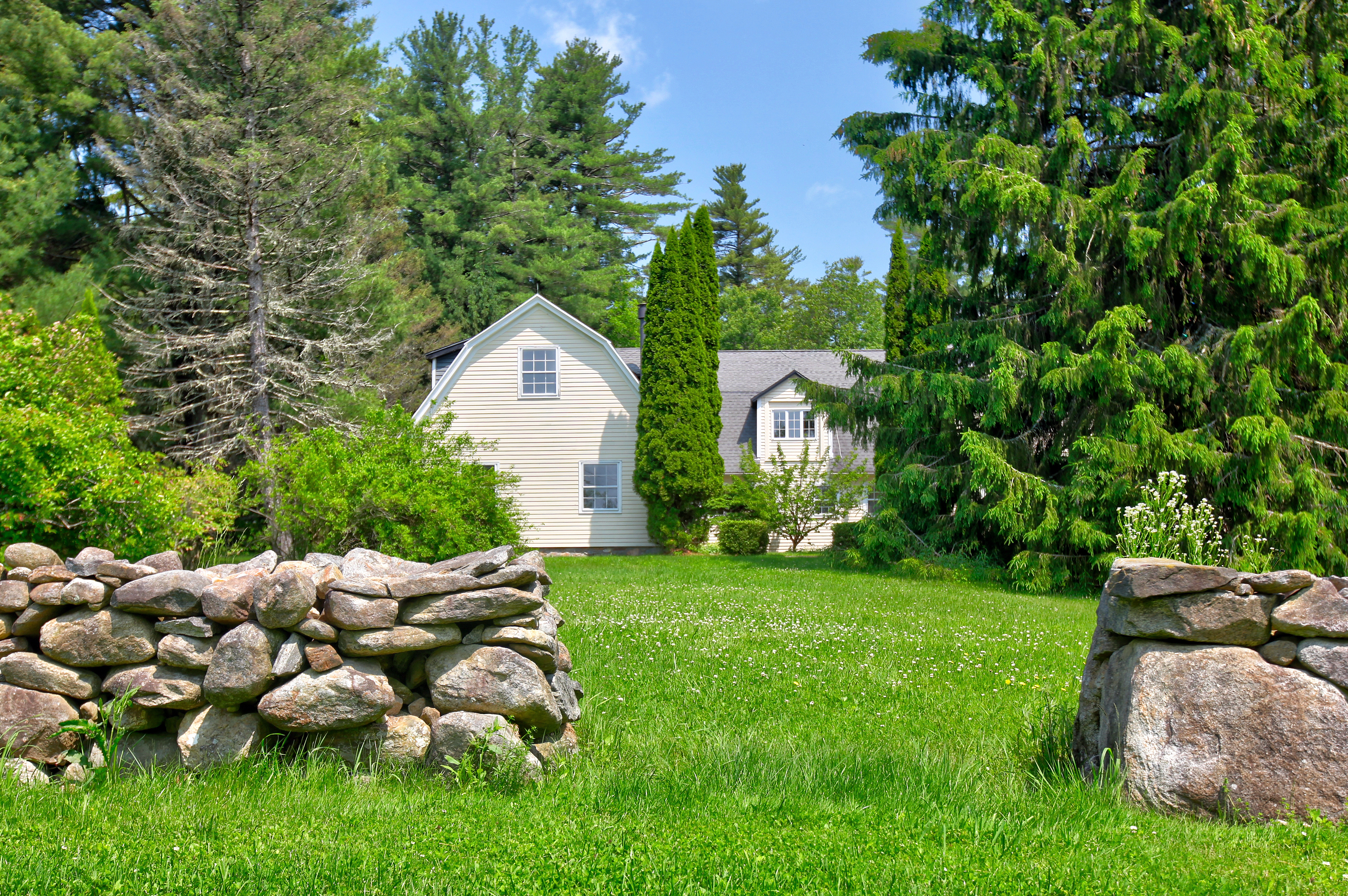  227 ACRES, 227 YEARS: 1798 COLONIAL FARM WITH SPECTACULAR ACREAGE AND RESTORED G - 物件實景