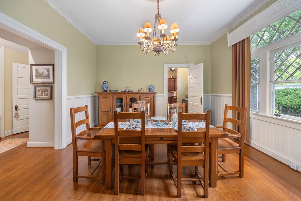 Columbus, Georgia, 31906, United States, 5 Bedrooms Bedrooms, ,4 BathroomsBathrooms,Residential,For Sale,1906987