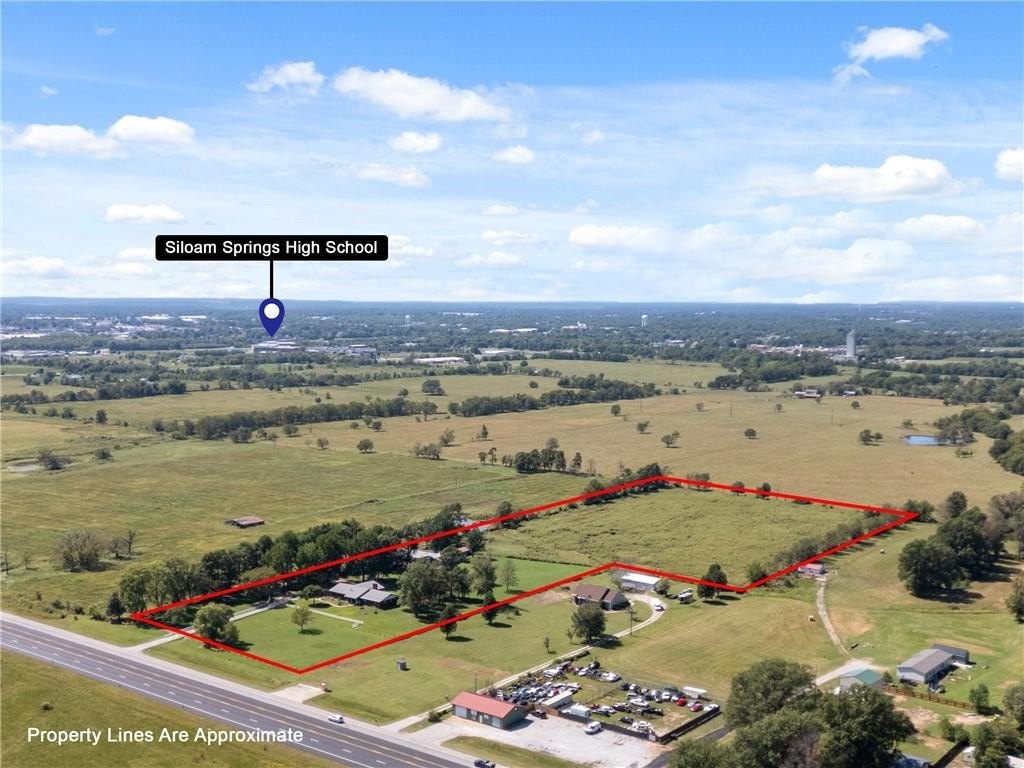 Siloam Springs, Arkansas, 72761, United States, 3 Bedrooms Bedrooms, ,4 BathroomsBathrooms,Residential,For Sale,1981853