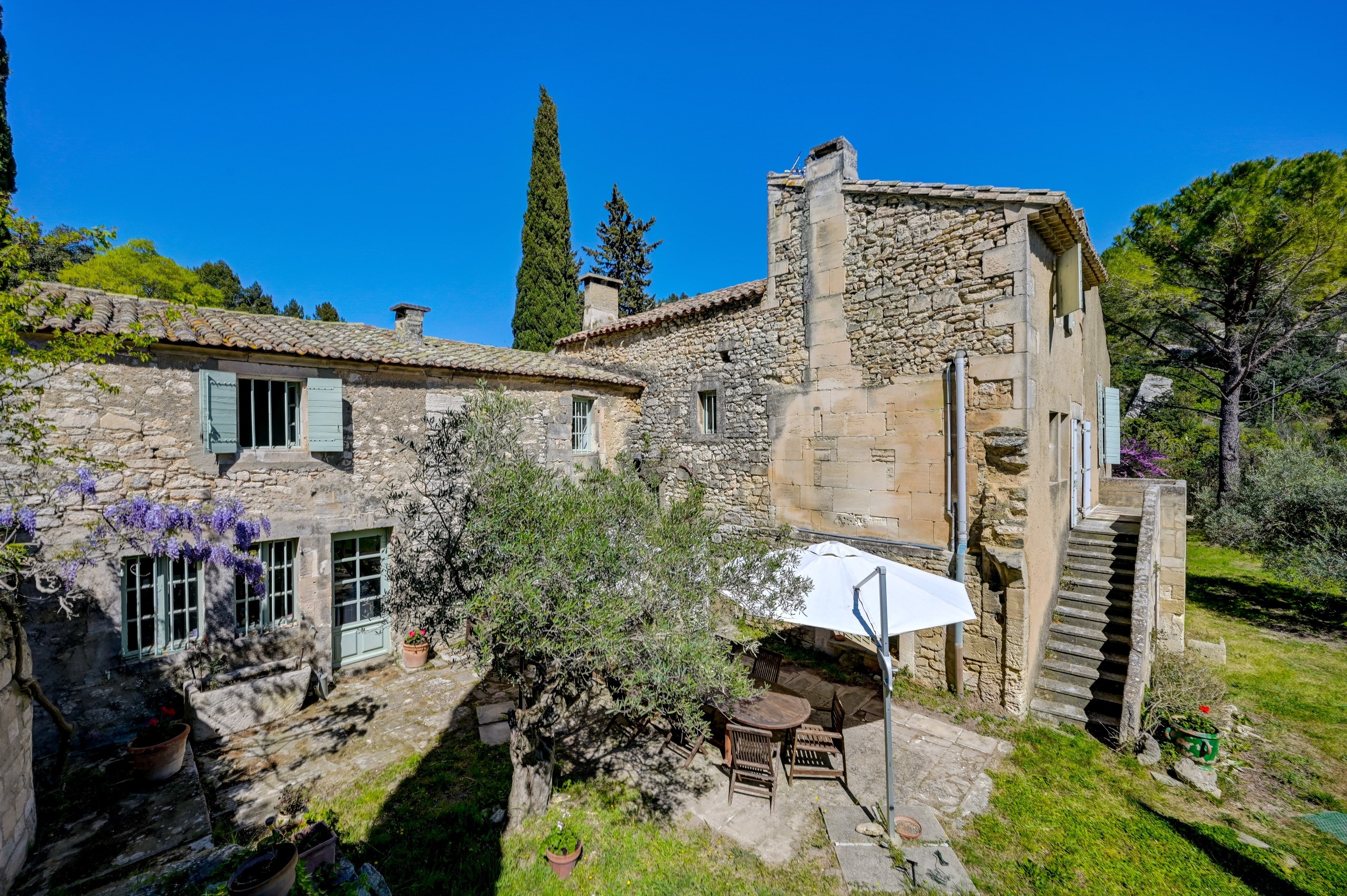  Exclusive. Authentic and charming property located in Les Baux-de-Provence - 物件實景