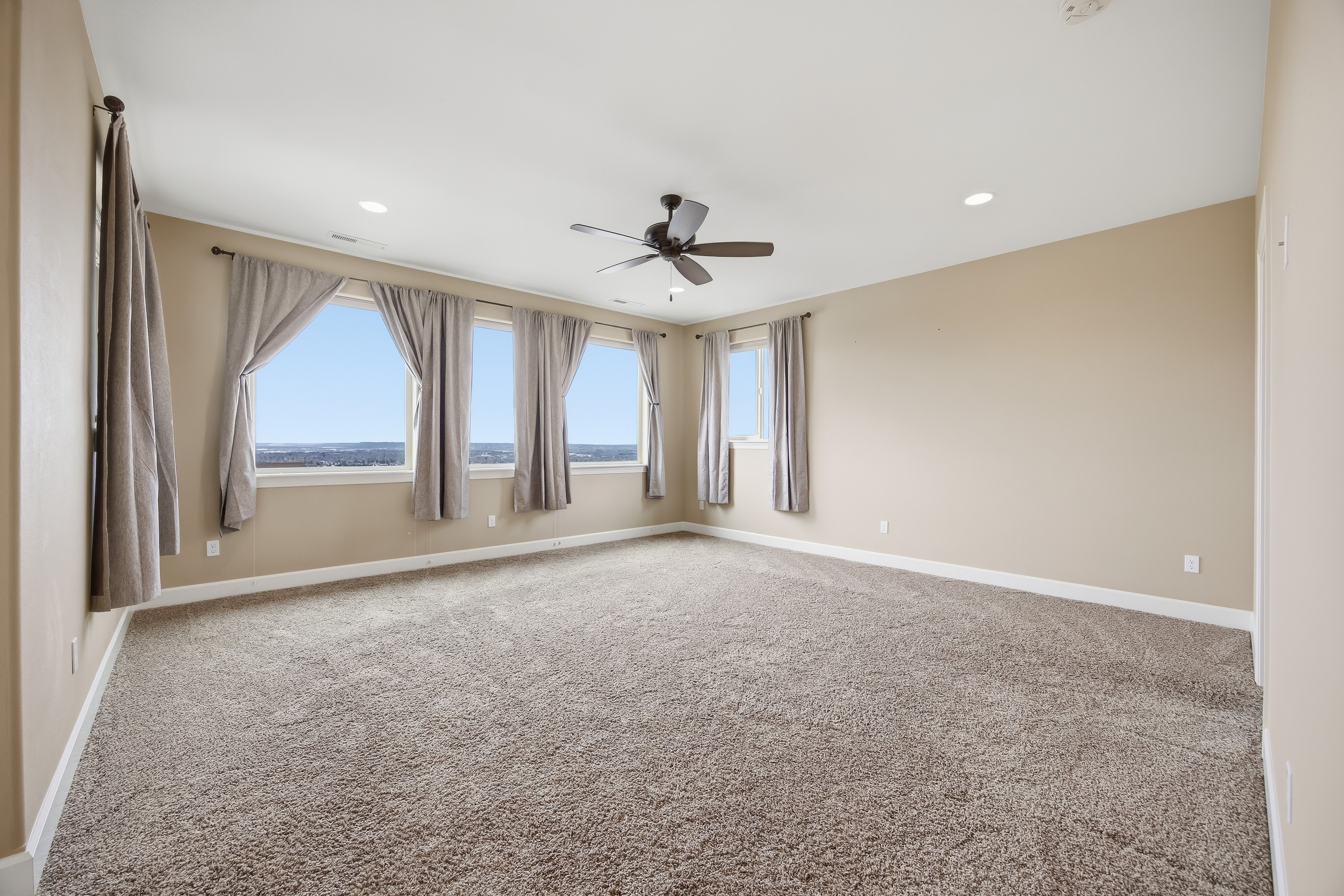  Luxury Living & Panoramic views - 物件實景