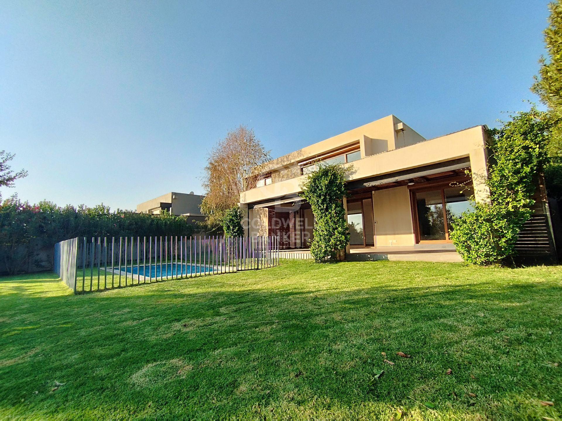 Colina, Chile, 7 Bedrooms Bedrooms, ,5 BathroomsBathrooms,Residential,For Sale,2002956