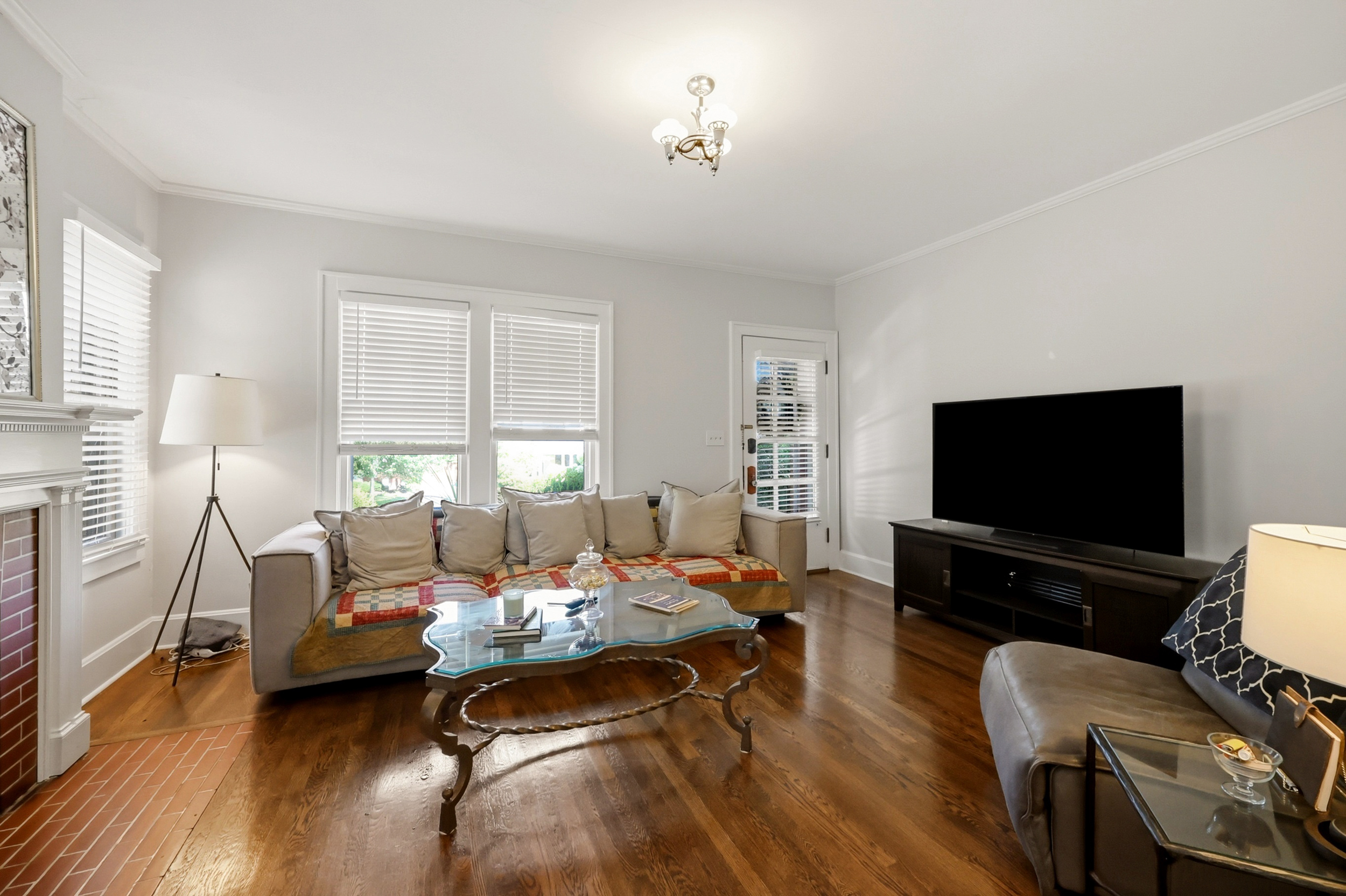  304-306 Ridgeway Road - 物件實景