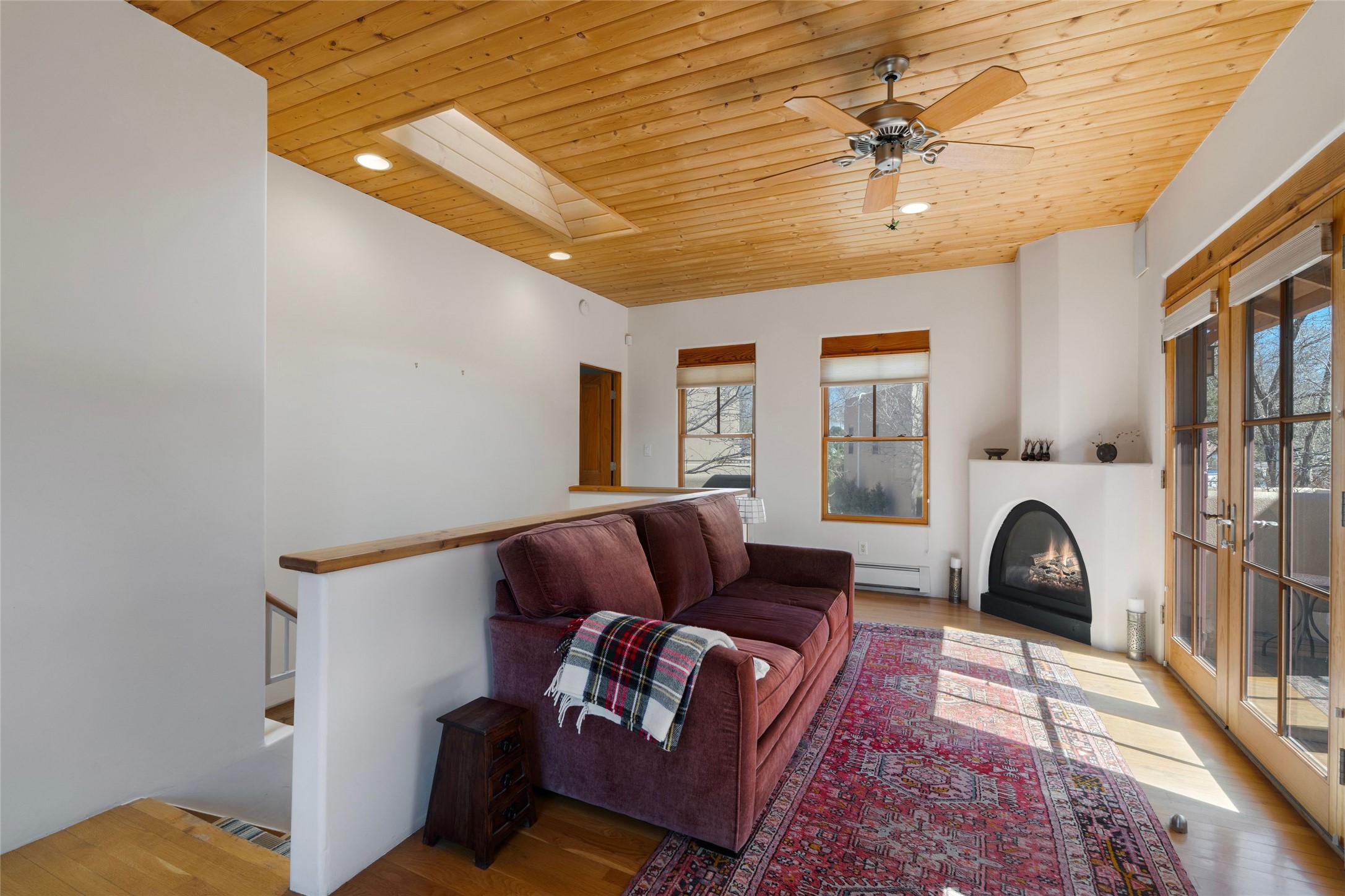  655 Bishops Lodge Road Unit B, - 物件實景