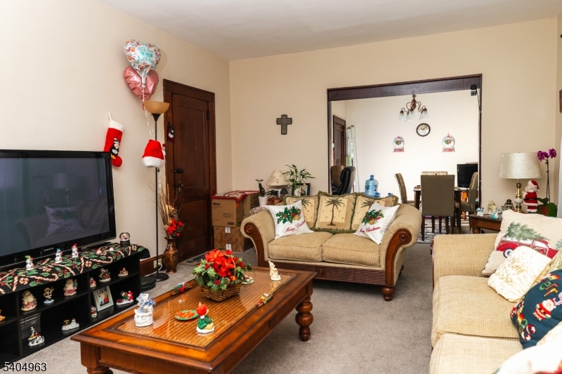 Clifton City, New Jersey, 07011-1334, United States, 4 Bedrooms Bedrooms, ,Residential,For Sale,2009081