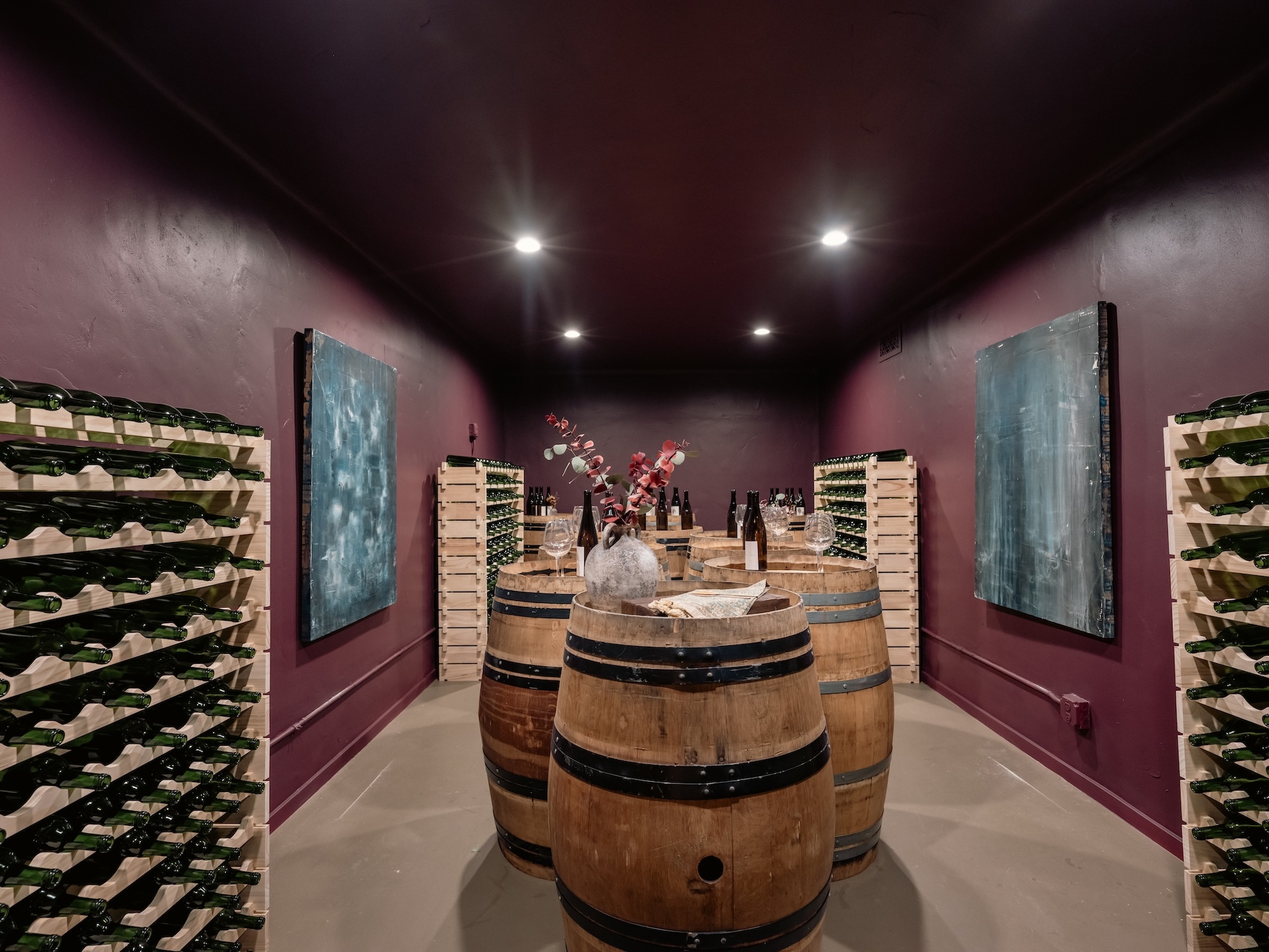  2110 Hill Dr - 物件實景