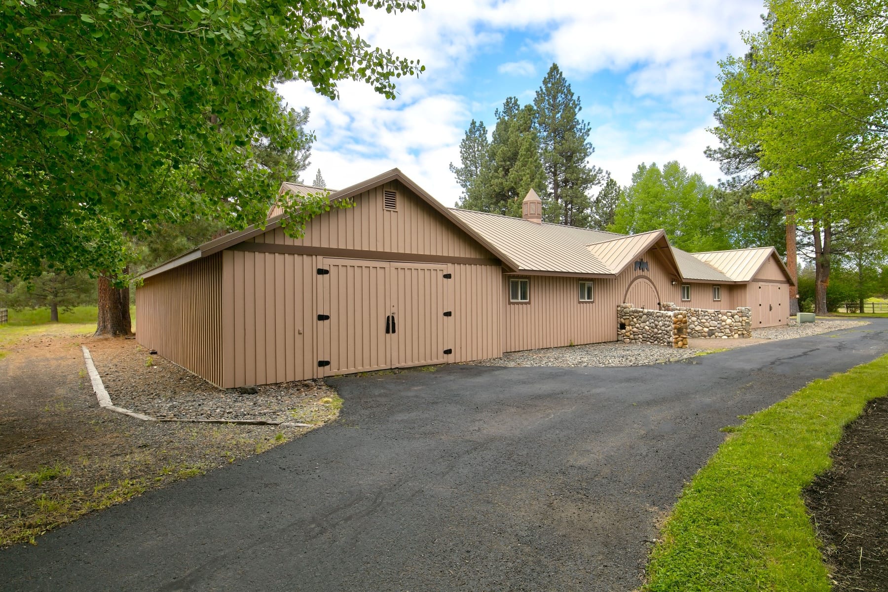  55383 Huntington Road Bend, OR 97707 - 物件實景