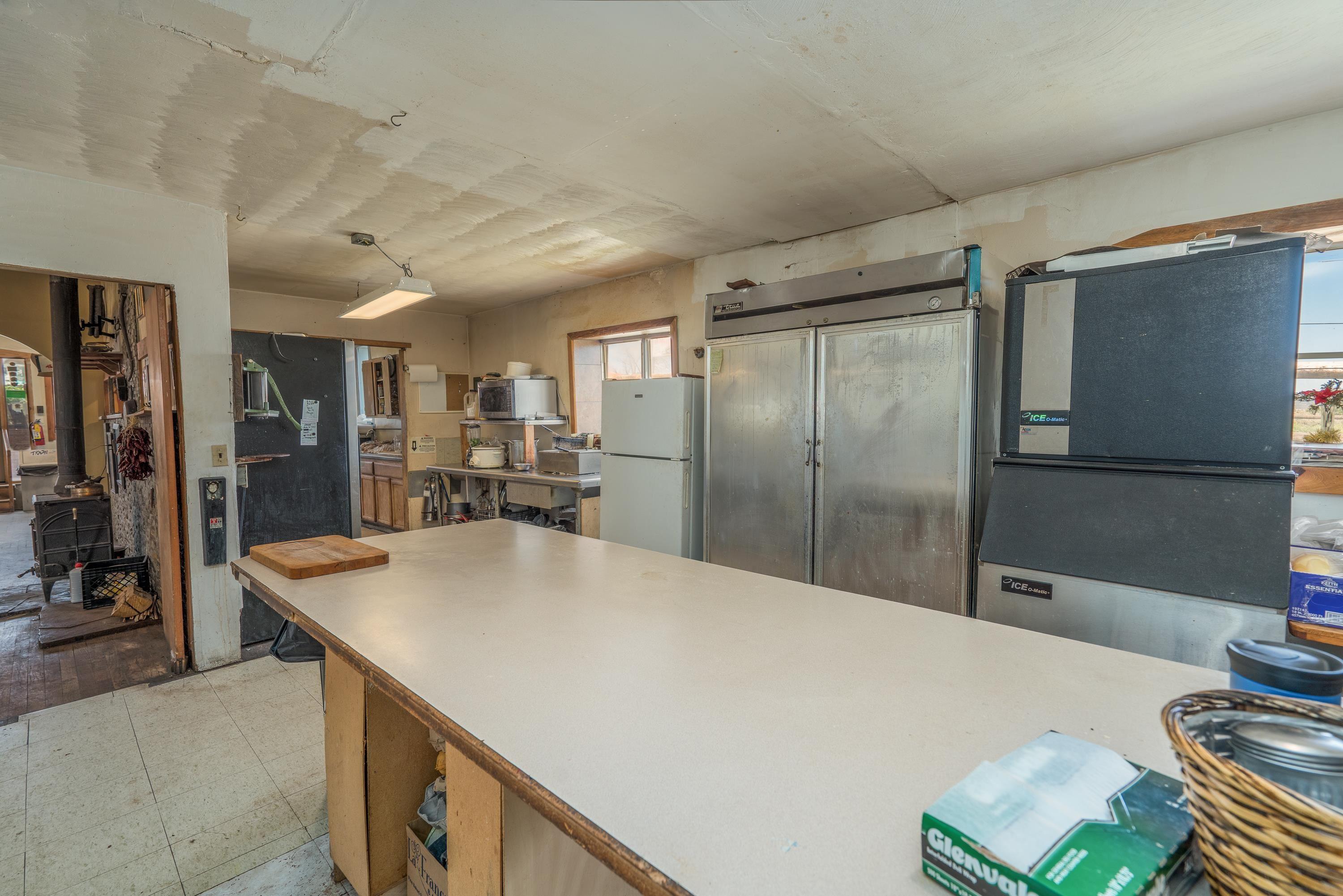 Tres Piedras, New Mexico, 87577, United States, 4 Bedrooms Bedrooms, ,7 BathroomsBathrooms,Residential,For Sale,1849608