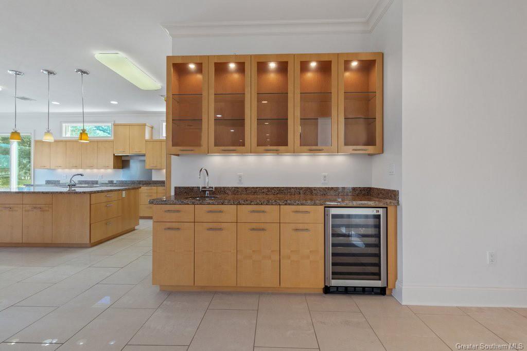 Lake Charles, Louisiana, 70605, United States, 6 Bedrooms Bedrooms, ,6 BathroomsBathrooms,Residential,For Sale,1981086